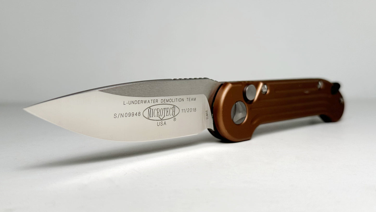 Microtech LUDT Auto 135-4TA Pre-Owned - Satin 3.4" Bohler ELMAX Drop Point Blade & Tan Aluminum Handle - Push Button Automatic w/ No Safety | Made in USA