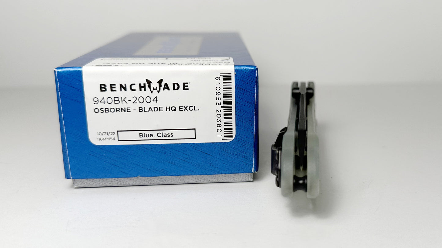 Benchmade Osborne 940BK-2004 BHQ Exlusive Pre-Owned - Black CPM M4 Reverse Tanto Blade & Jade G-10 Handle Scales - AXIS Bar Lock w/ 3.4" Blade & Dual Studs | Made in USA