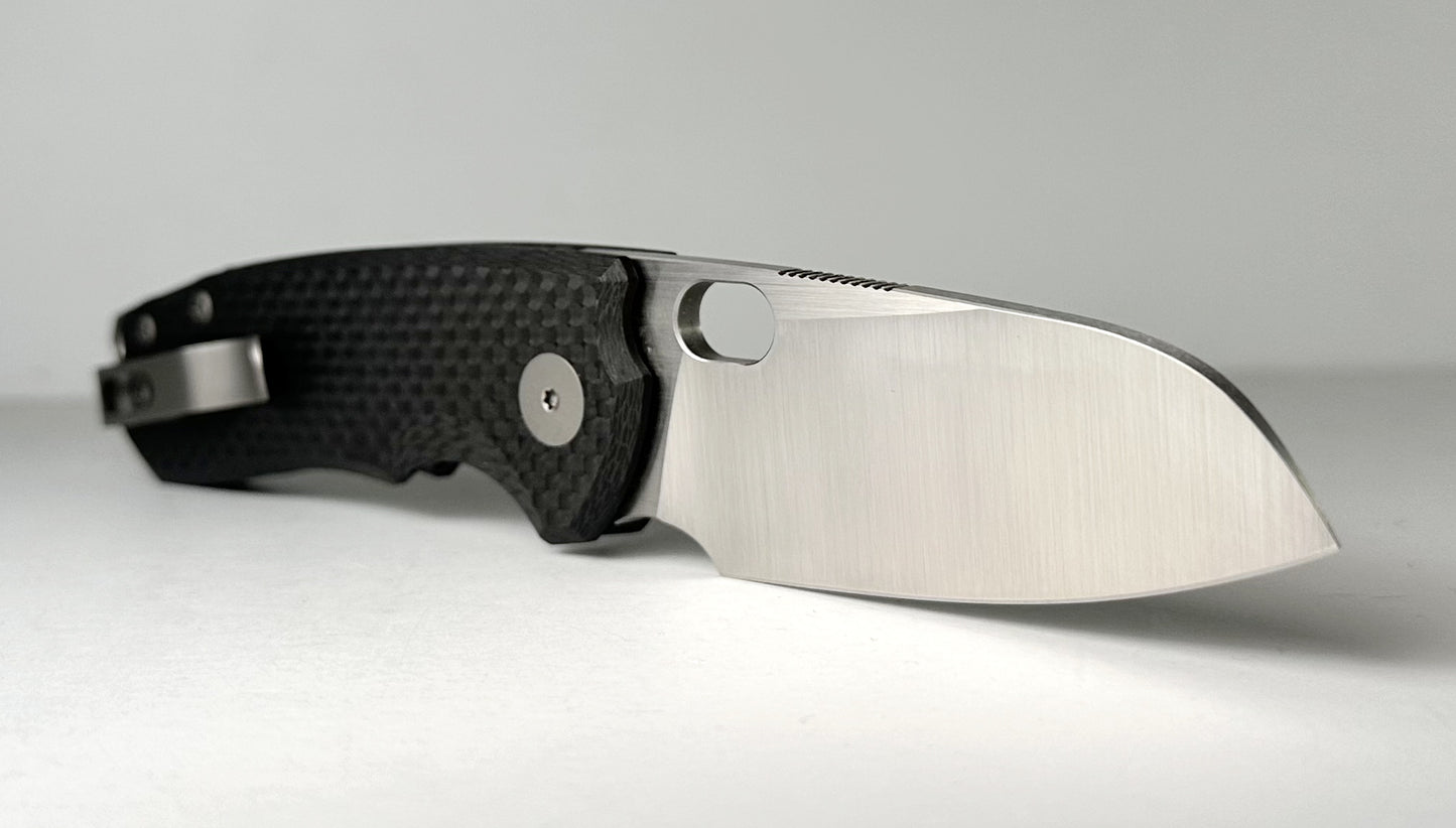 Urban EDC Supply | Jesper Voxnaes F5.5 Folder Pre-Owned - Satin 2.7" Bohler ELMAX Sheepsfoot Blade & Carbon Fiber Handle Scales - Titanium Liner Lock w/ Blade Hole | Made in China