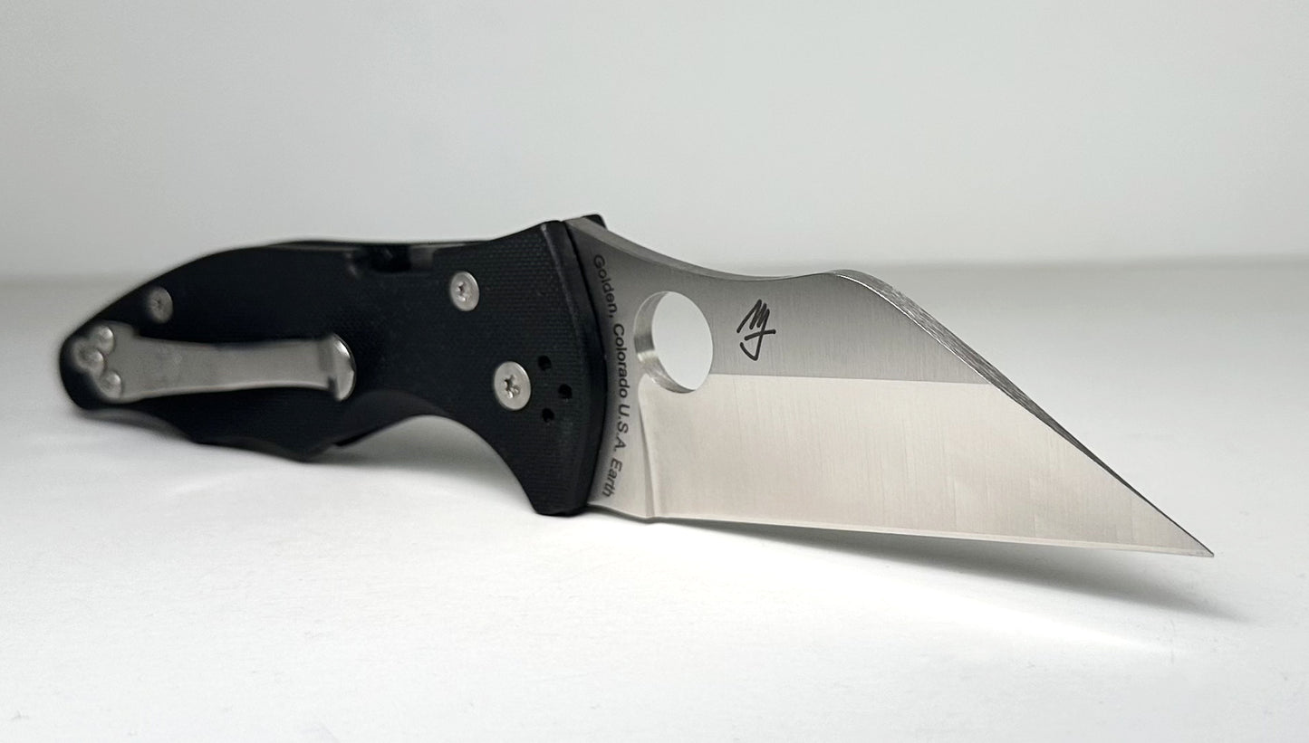 Spyderco Yojimbo 2 C85GP2 Pre-Owned - Satin 3.2" CPM-S30V Wharncliffe Blade & Black G-10 Handle Scales - Compression Lock w/ Round Hole | Made in USA