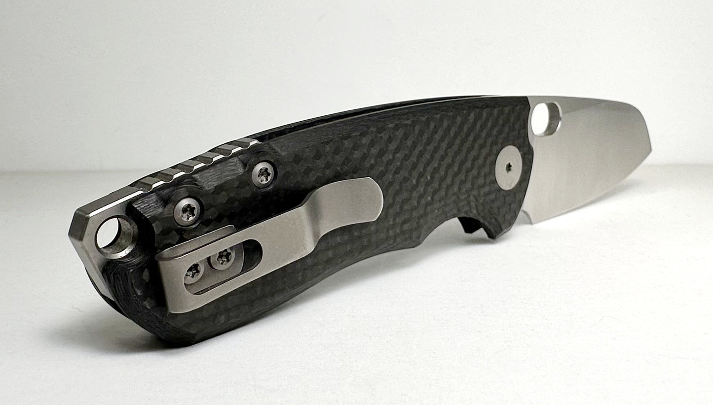 Urban EDC Supply | Jesper Voxnaes F5.5 Folder Pre-Owned - Satin 2.7" Bohler ELMAX Sheepsfoot Blade & Carbon Fiber Handle Scales - Titanium Liner Lock w/ Blade Hole | Made in China