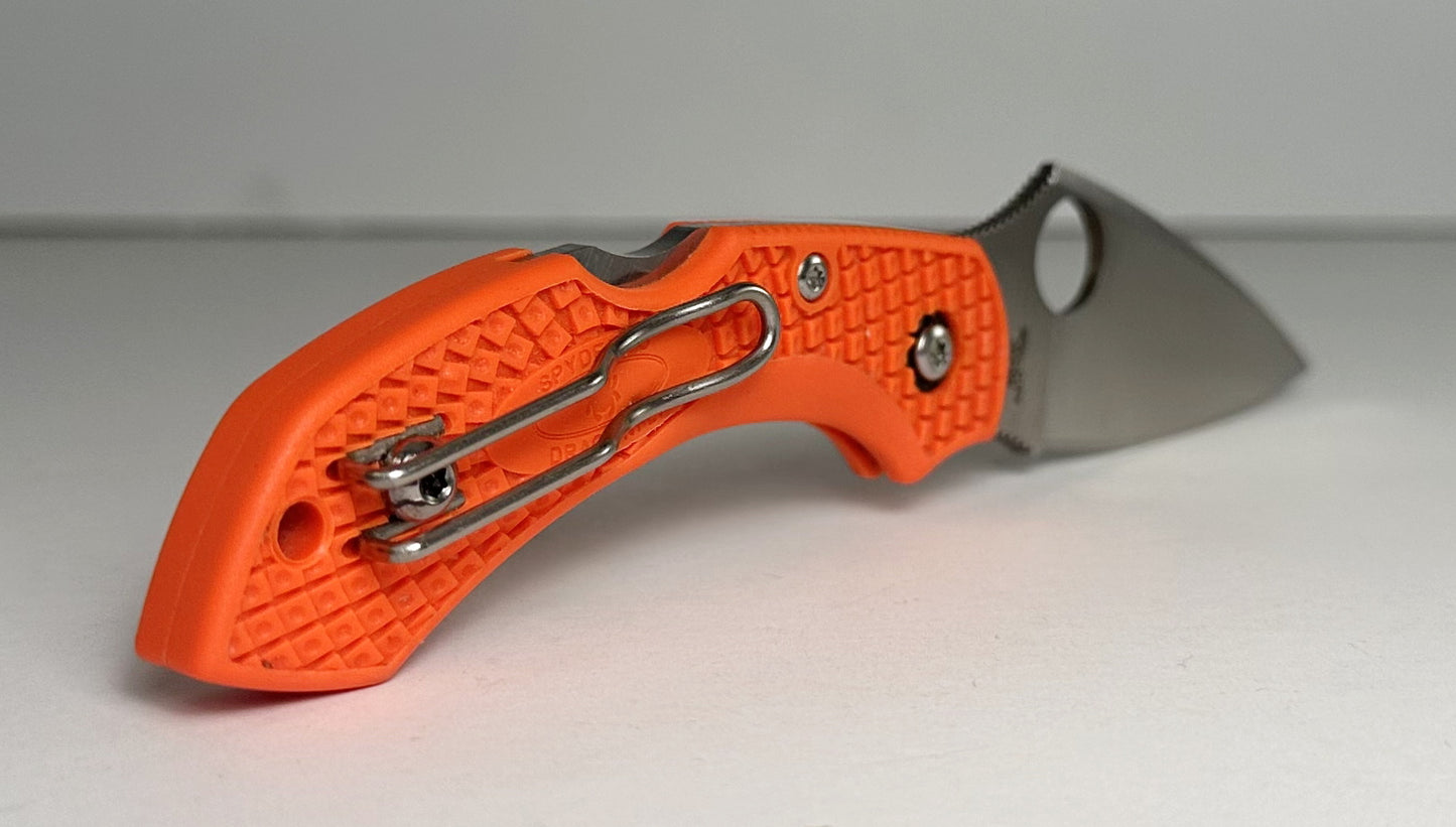 Spyderco Dragonfly 2 C28POR2 Pre-Owned - Satin 2.3" VG-10 Drop Point Blade & Orange FRN Handle Scales - Lockback w/ Round Thumb Hole | Made in Japan