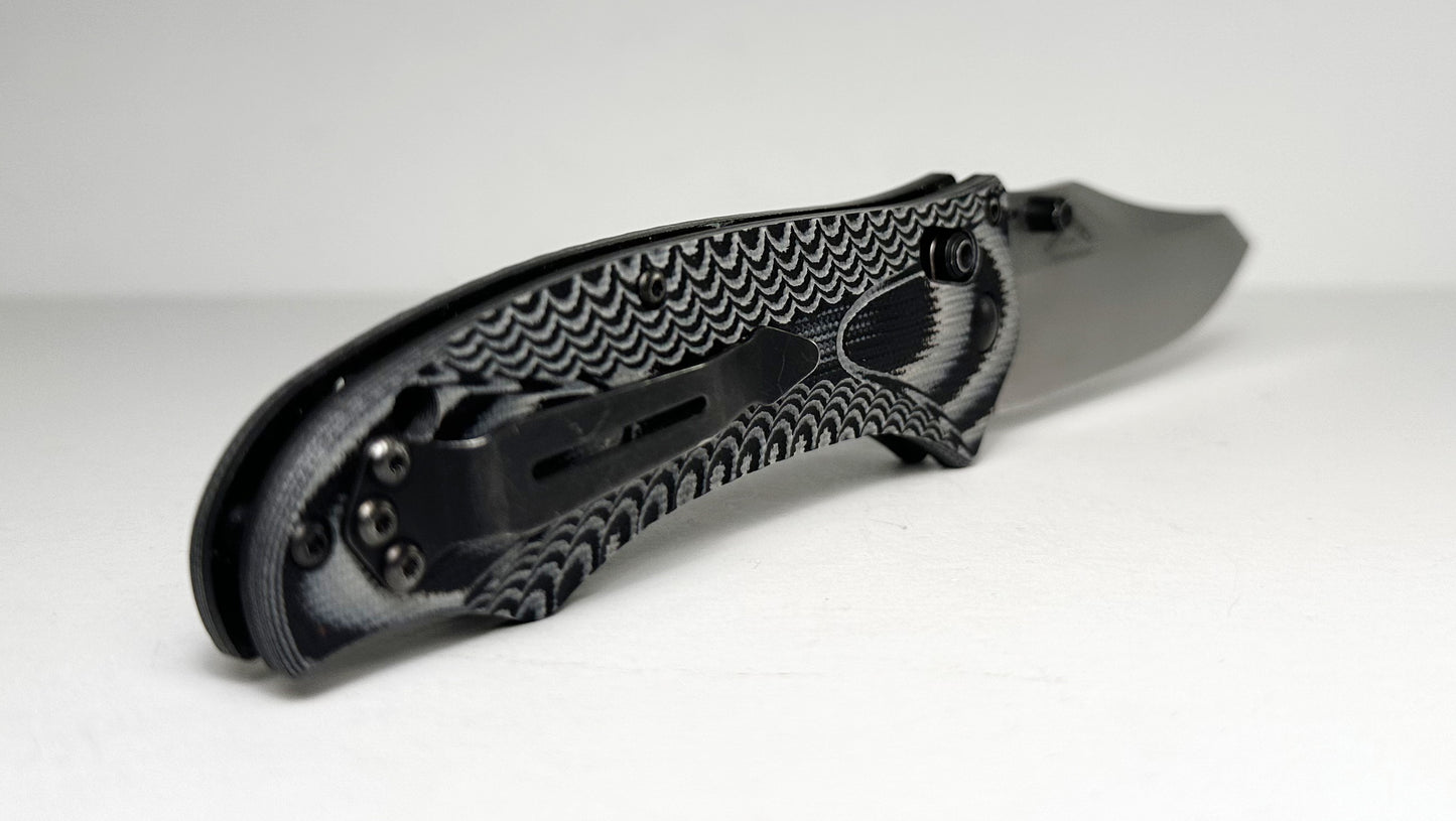 Benchmade Rift 950 Pre-Owned LNIB - Satin 3.7" 154CM Modified Reverse Tanto Blade & Black / Gray G-10 Handle Scales - AXIS Bar-Lock Folder w/ Dual Studs | Made in USA
