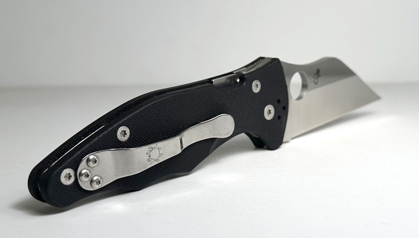 Spyderco Yojimbo 2 C85GP2 Pre-Owned - Satin 3.2" CPM-S30V Wharncliffe Blade & Black G-10 Handle Scales - Compression Lock w/ Round Hole | Made in USA
