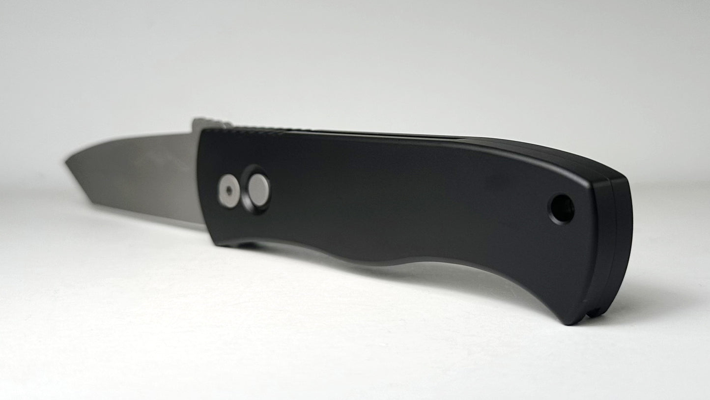 Pro-Tech | Ernest Emerson CQC7 Auto E7T01 Pre-Owned - Bead Blasted 3.25" 154CM Chisel-Ground Tanto Blade & Black Aluminum Handle - Push Button Automatic w/ No Safety | Made in USA