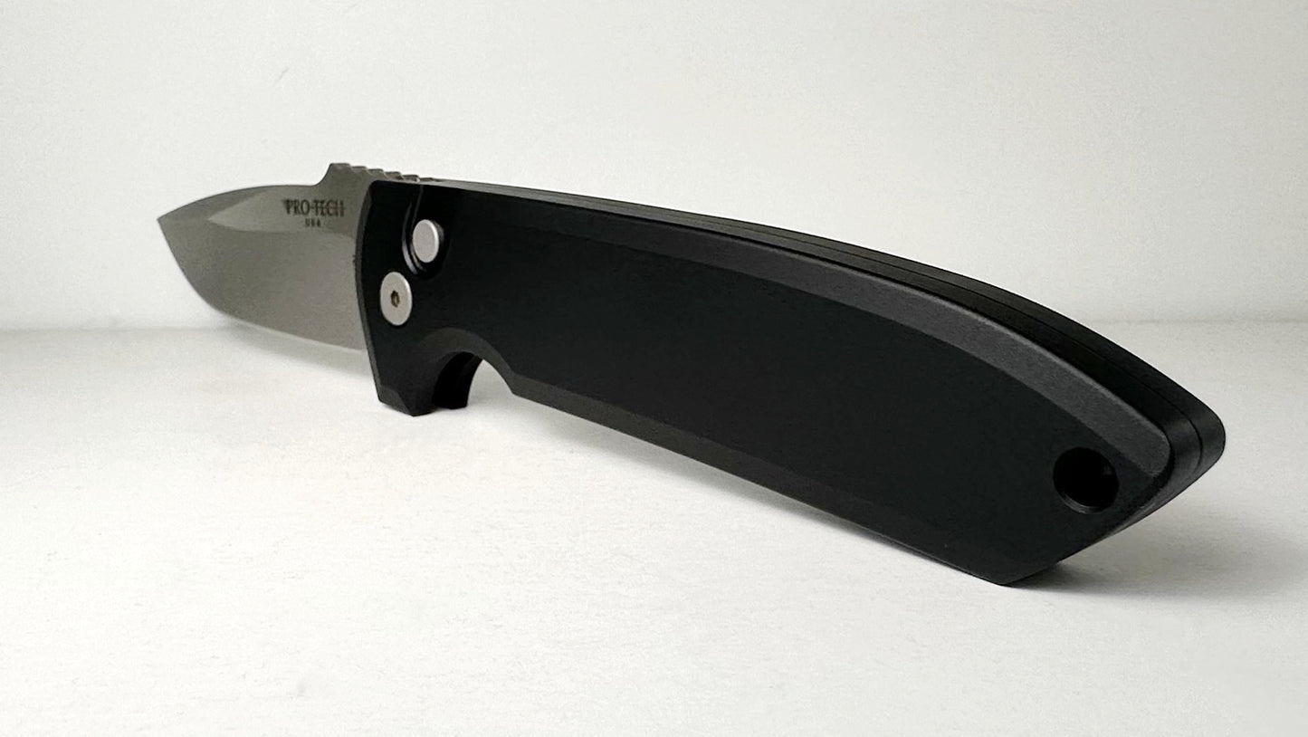 Pro-Tech Les George Rockeye Auto LG301 Pre-Owned - Stonewash 3.4" CPM-S35VN Drop Point Blade & Black Aluminum Handle - Push Button Automatic w/ No Safety | Made in USA