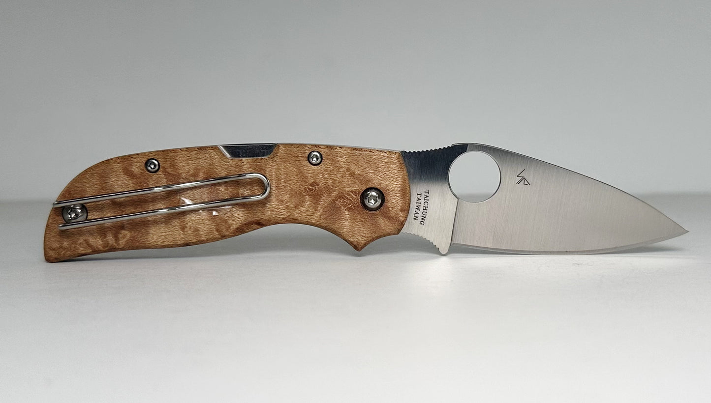 Spyderco Chaparral Maple C152WDP Pre-Owned - Satin 2.8" CTS-XHP Leaf-Shaped Blade & Birdseye Maple Wood Handle Scales - Lockback w/ Round Hole | Made in Taiwan