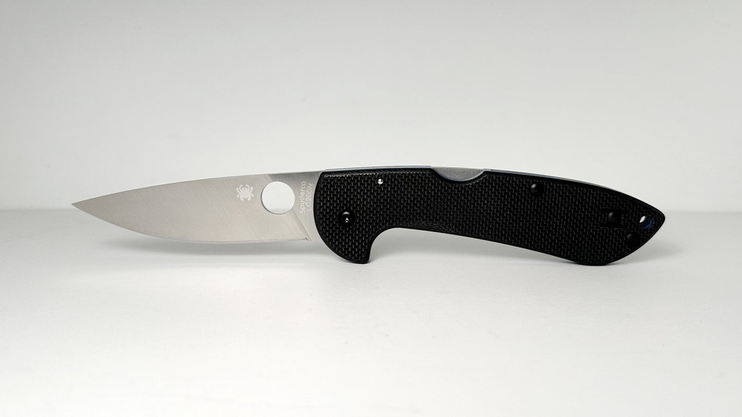 Spyderco Siren C247GP Pre-Owned - Satin LC200N Drop Point Blade & Black G-10 Scales w/ Blue Liners - Reversible Wire Pocket Clip | Made in U.S.A.