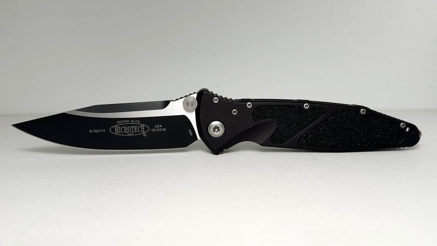 Microtech SOCOM Elite Manual 160-1 Pre-Owned - Black Coated 4.05" Bohler M390 Clip Point Blade & Black Aluminum Handle w/ Grip Inserts - Liner Lock Manual w/ Dual Thumb Studs | Made in USA
