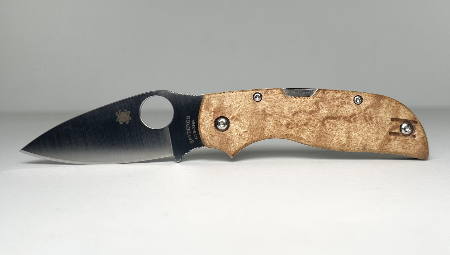 Spyderco Chaparral Maple C152WDP Pre-Owned - Satin 2.8" CTS-XHP Leaf-Shaped Blade & Birdseye Maple Wood Handle Scales - Lockback w/ Round Hole | Made in Taiwan