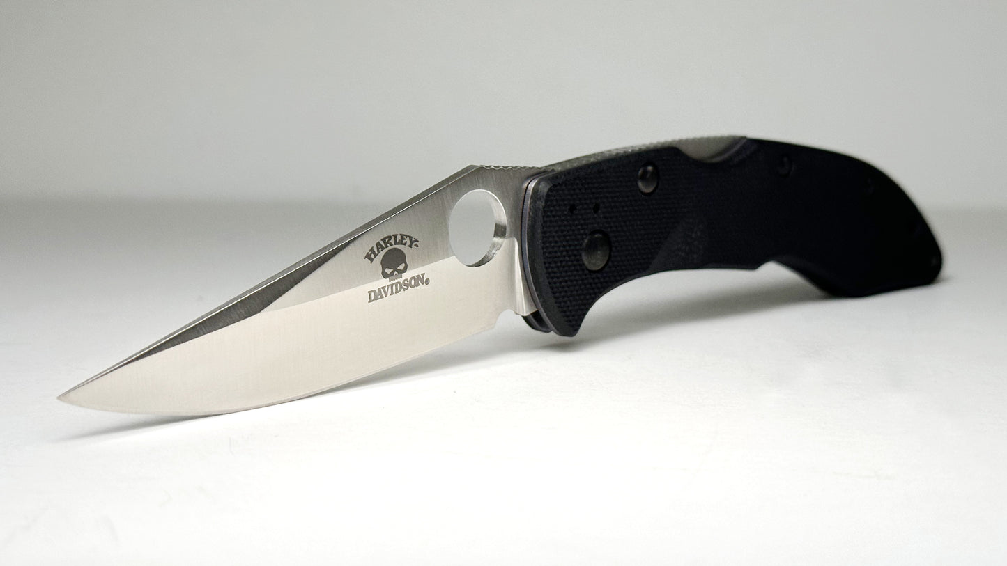 Benchmade | Harley Davidson Mini Pika 13412 Pre-Owned | Satin 9Cr13 Clip Point Blade & Black G-10 Handle - Lockback w/ Round Hole | Made in China