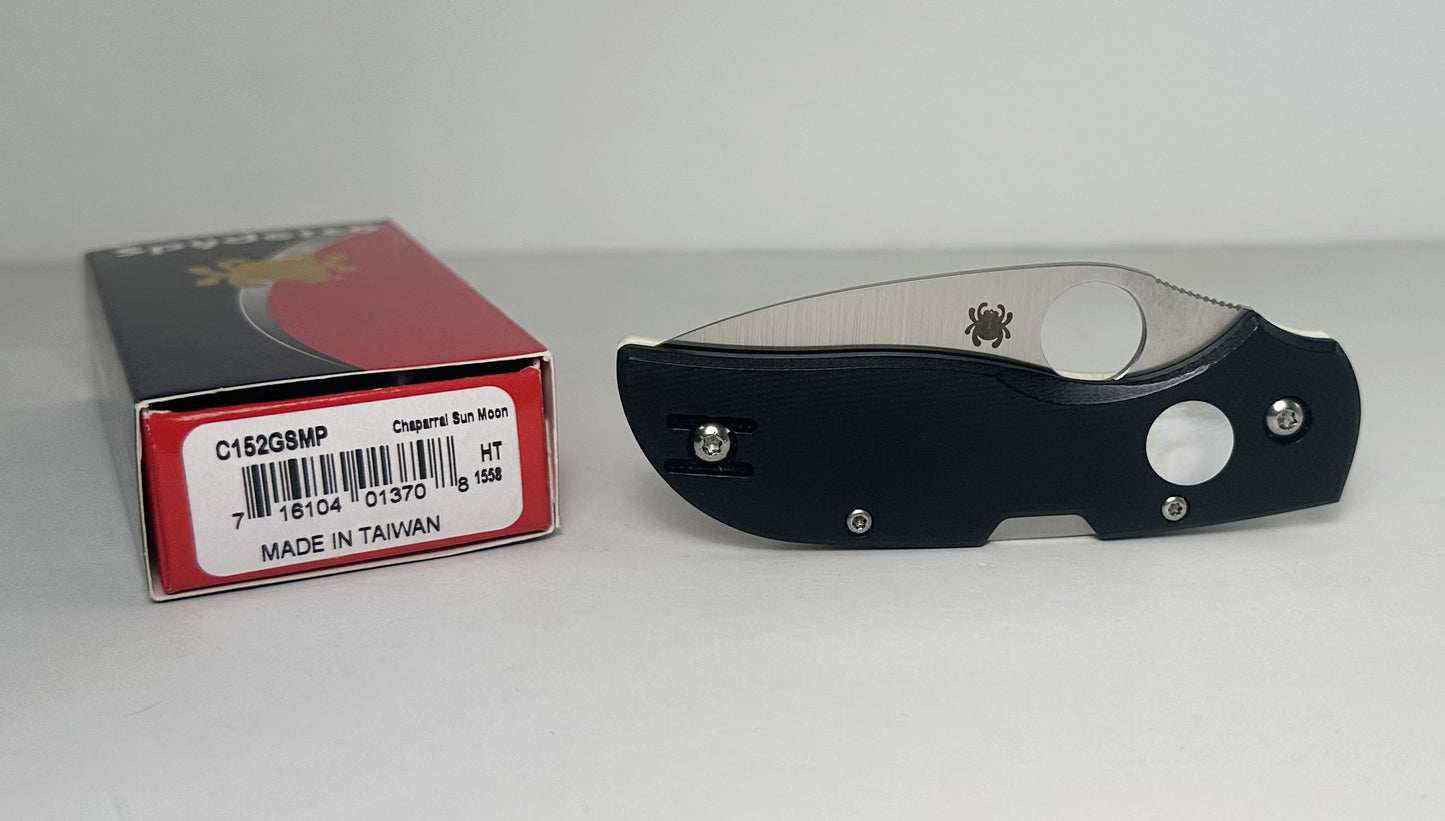 Spyderco Chaparral Sun & Moon C152GSMP Pre-Owned - Satin 2.8" CTS-XHP Leaf-Shaped Blade & Black/White G-10 Handle Scales w/ Mother of Pearl Inlay - Lockback w/ Thumb Hole | Made in Taiwan