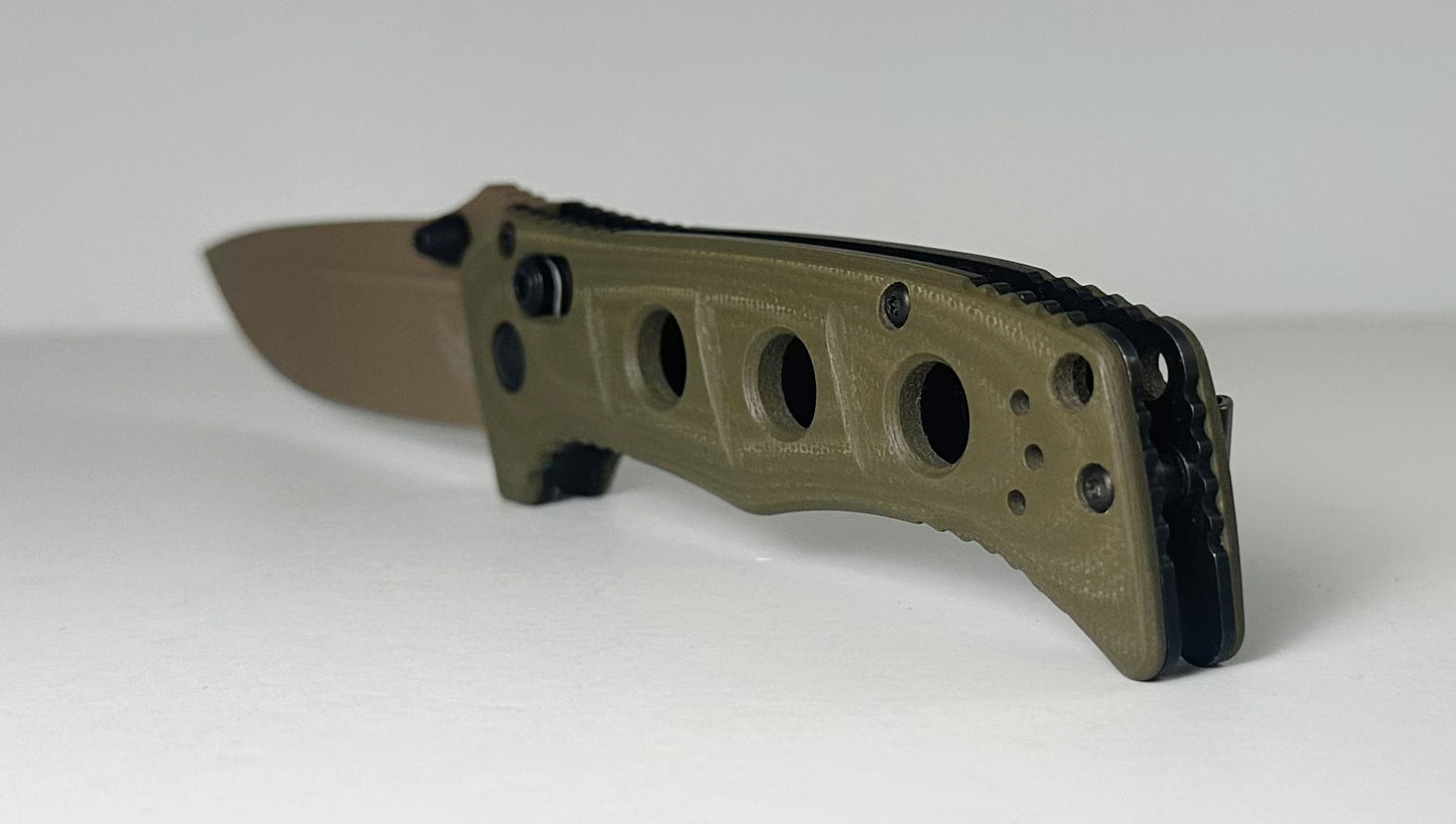 Benchmade Mini Adamas 273FE-2 Pre-Owned - Flat Dark Earth 3.25" CPM CruWear Drop Point Blade & OD Green G-10 Handle Scales - AXIS Bar-Lock Folder | Made in USA