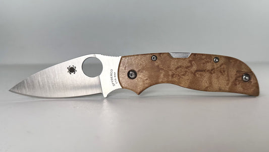 Spyderco Chaparral Maple C152WDP Pre-Owned - Satin 2.8" CTS-XHP Leaf-Shaped Blade & Birdseye Maple Wood Handle Scales - Lockback w/ Round Hole | Made in Taiwan