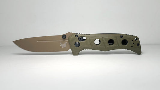 Benchmade Mini Adamas 273FE-2 Pre-Owned - FDE Flat Dark Earth 3.25" CPM CruWear Drop Point Blade & OD Green G-10 Handle Scales - AXIS Bar-Lock Folder | Made in USA