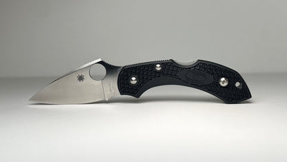 Spyderco Dragonfly 2 C28PBK2 Pre-Owned -Satin 3.45" VG-10 Leaf-Shaped Drop Point Blade - Black FRN Handle Scales - Lockback Manual w/ Round Thumb Hole | Made in Japan